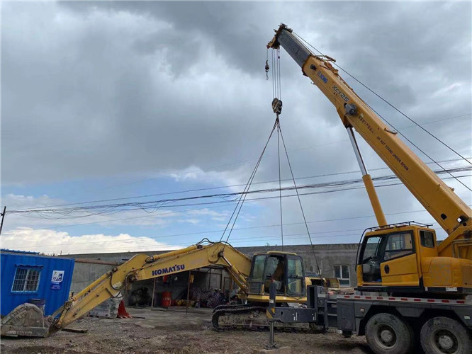 剑川县25吨吊车的工作半径是多少？